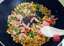 彩蔬炒虾仁的做法图解11