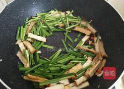 韭菜炒香干的做法图解7