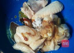 面包糠炸鸡翅的做法图解2