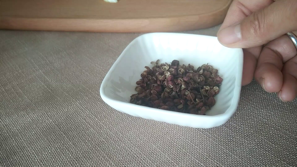 准备花椒