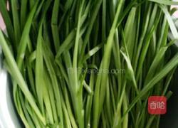 香煎韭菜鸡蛋饼的做法图解2