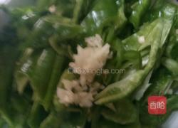 鸡丝青椒的做法图解2