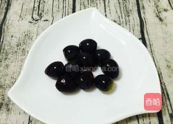 蒜蓉酱拌嫩豆腐皮蛋的做法图解3