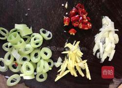 麻辣藕丁的做法图解2