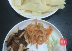 鲜笋片的做法图解1