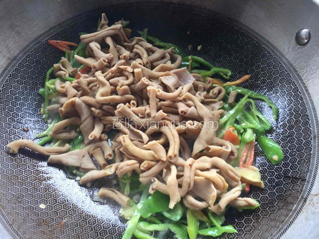 加鸭肠翻炒、
