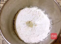 海苔肉松面包的做法图解1