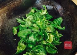 青椒火腿的做法图解3