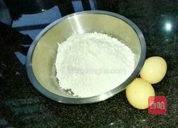 鸡蛋韭菜煎饼的做法图解1