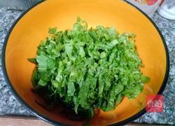 凉拌莴笋叶的做法图解2