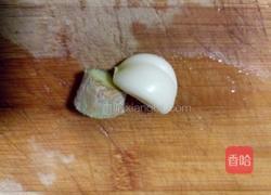 凉拌莴笋叶的做法图解3