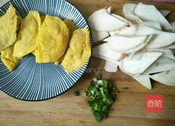 蛋饺菌汤的做法图解3