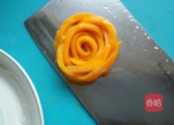 芒果玫瑰花的做法图解7