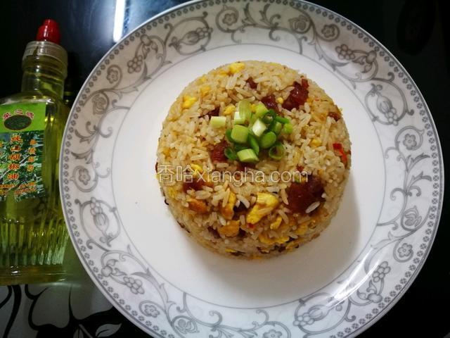 香辣腊肠蛋炒饭