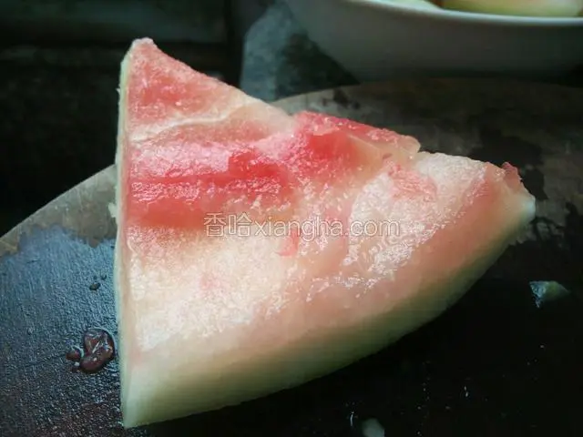 西瓜吃完皮不要扔哦