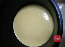 Strawberry Cake Roll Recipe Illustration 10