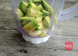 牛油果奶昔的做法图解4