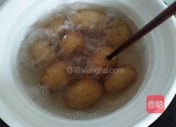 椒盐小土豆的做法图解2