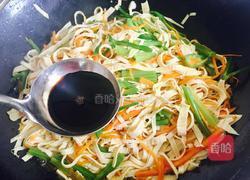 芹菜干丝的做法图解15