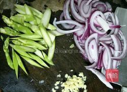 芦笋洋葱炒干鱿鱼的做法图解2