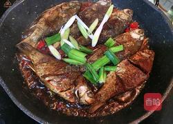 香煎小鲫鱼的做法图解8