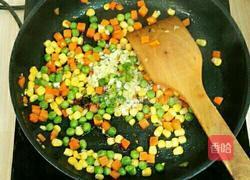 什锦玉米拌饭的做法图解1