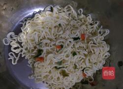 什锦方便面的做法图解2