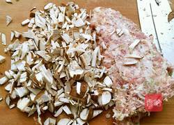 猪肉香菇馅馄饨的做法图解4