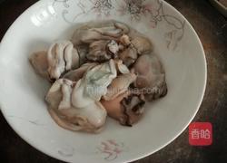 生蚝苦笋煲（川粤菜结合原创）的做法图解1