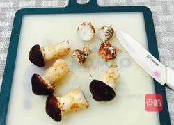 蒜蓉酱拌姬松茸的做法图解3