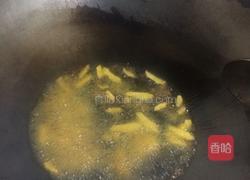 红烧土豆肥肠的做法图解3