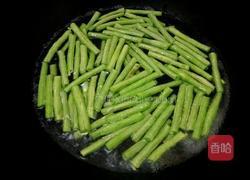 豇豆炒鸡丝的做法图解4