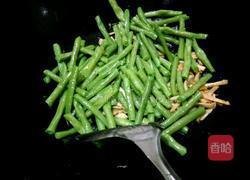 豇豆炒鸡丝的做法图解7
