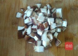 香菇肉炸酱面的做法图解5