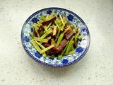 凉拌香芹豆腐干的做法[图]