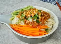 蒜香凉面
