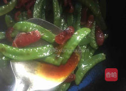 荷兰豆炒甜肠的做法图解7