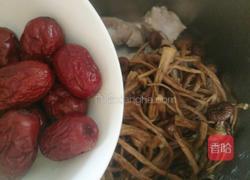 茶树菇排骨汤的做法图解9