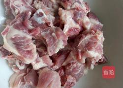 鲍鱼菇炖肉的做法图解3