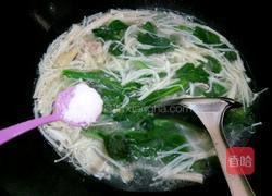 金针菇青菜瘦肉汤的做法图解8