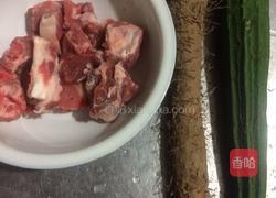 丝瓜排骨淮山汤的做法图解1