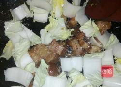 扣肉炒白菜的做法图解3