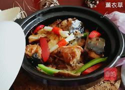 最简单的步骤做一道最鲜美的老干妈鱼头煲(附去腥妙招)的做法图解6