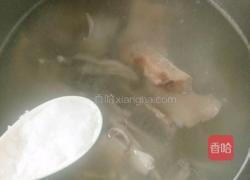 土茯苓水蛇汤的做法图解7