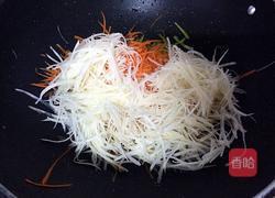 瘦肉炒三丝的做法图解7