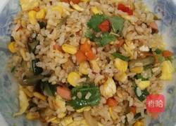 火腿胡萝卜什锦丁炒玉米的做法图解5