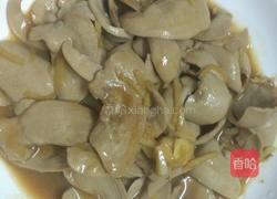 猪腰炒韭菜花的做法图解5