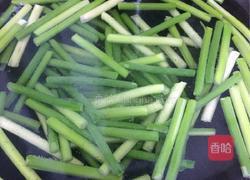 蒜苔炒腊肠的做法图解4