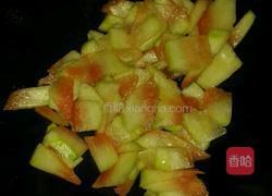 炒西瓜皮的做法图解5