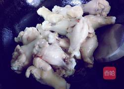 土豆鲍菇烧鸡翅根的做法图解5